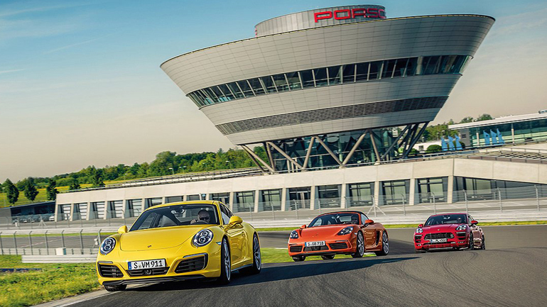 Δεν φαντάζεστε τι πουλάει η Porsche